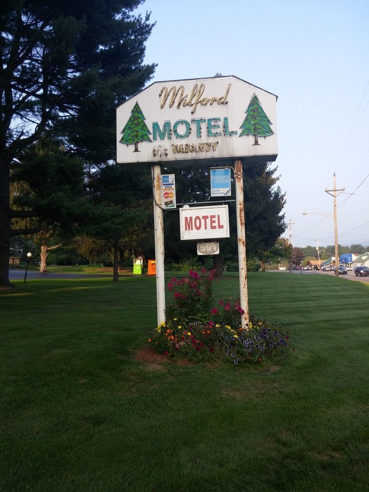 Fairbridge Express Motel 2*